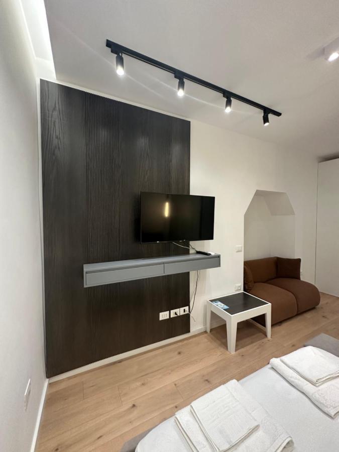 Center Apartment ティラナ エクステリア 写真