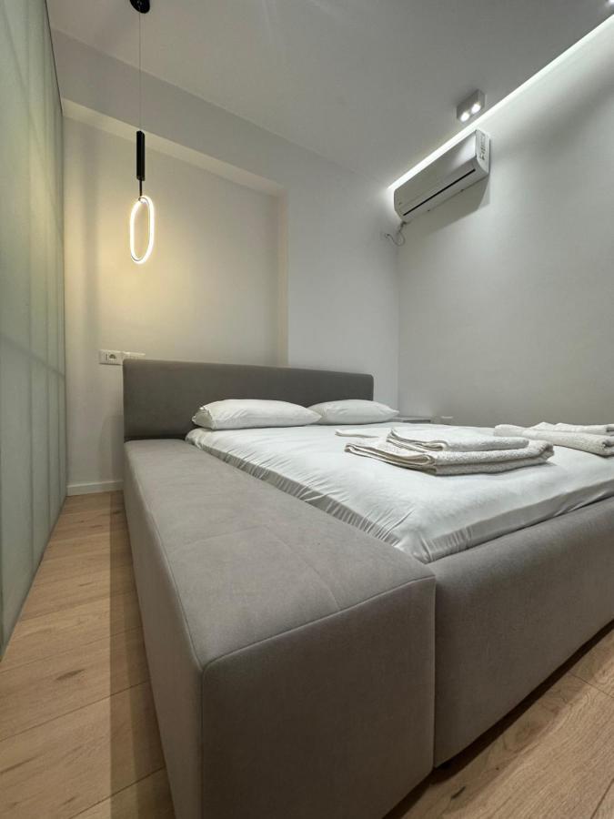 Center Apartment ティラナ エクステリア 写真